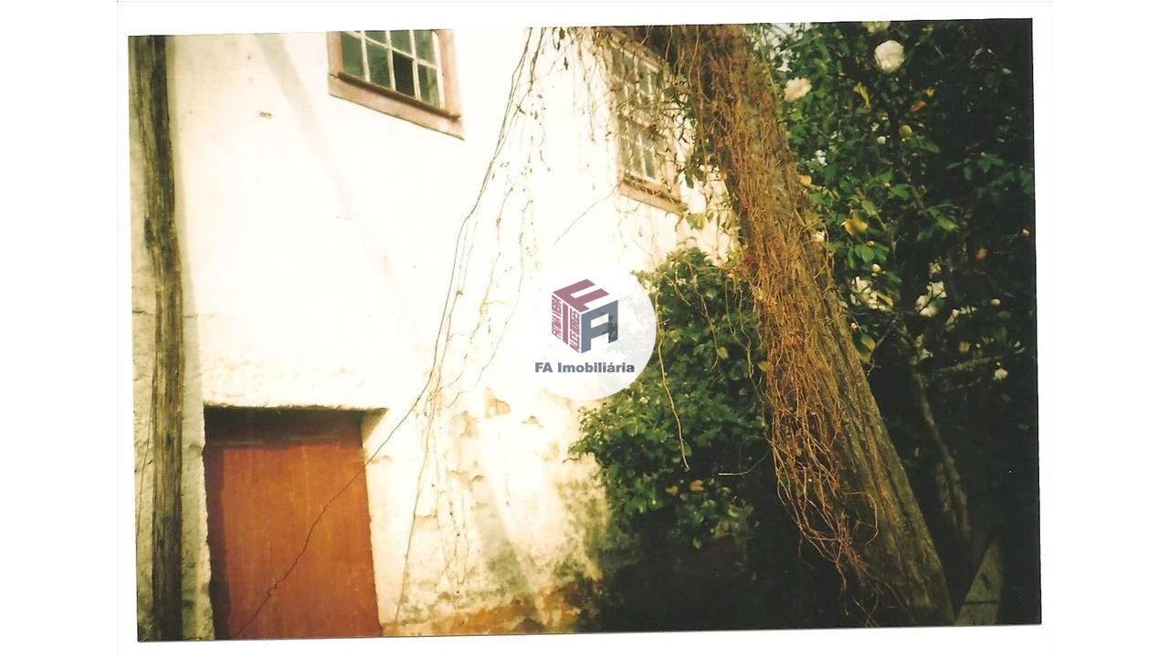 Moradia T4 para Venda em Cinfães Foto 1