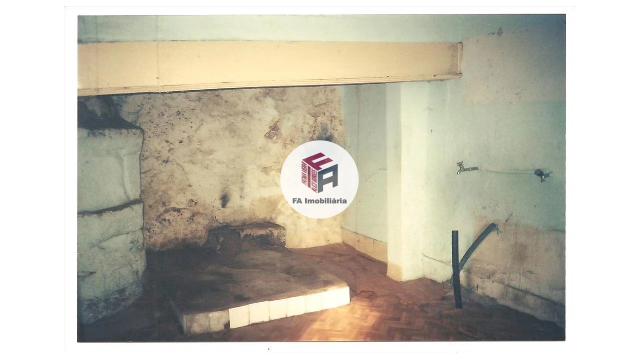 Moradia T4 para Venda em Cinfães Foto 4