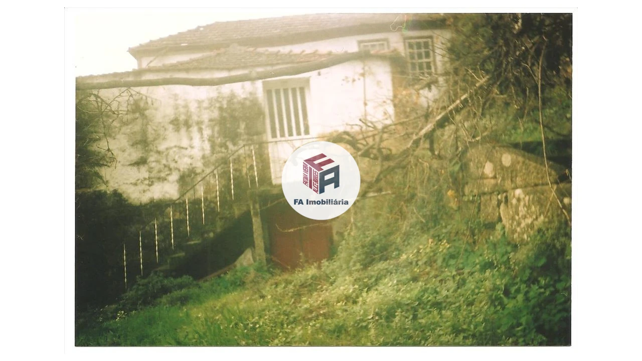 Moradia T4 para Venda em Cinfães Foto 3