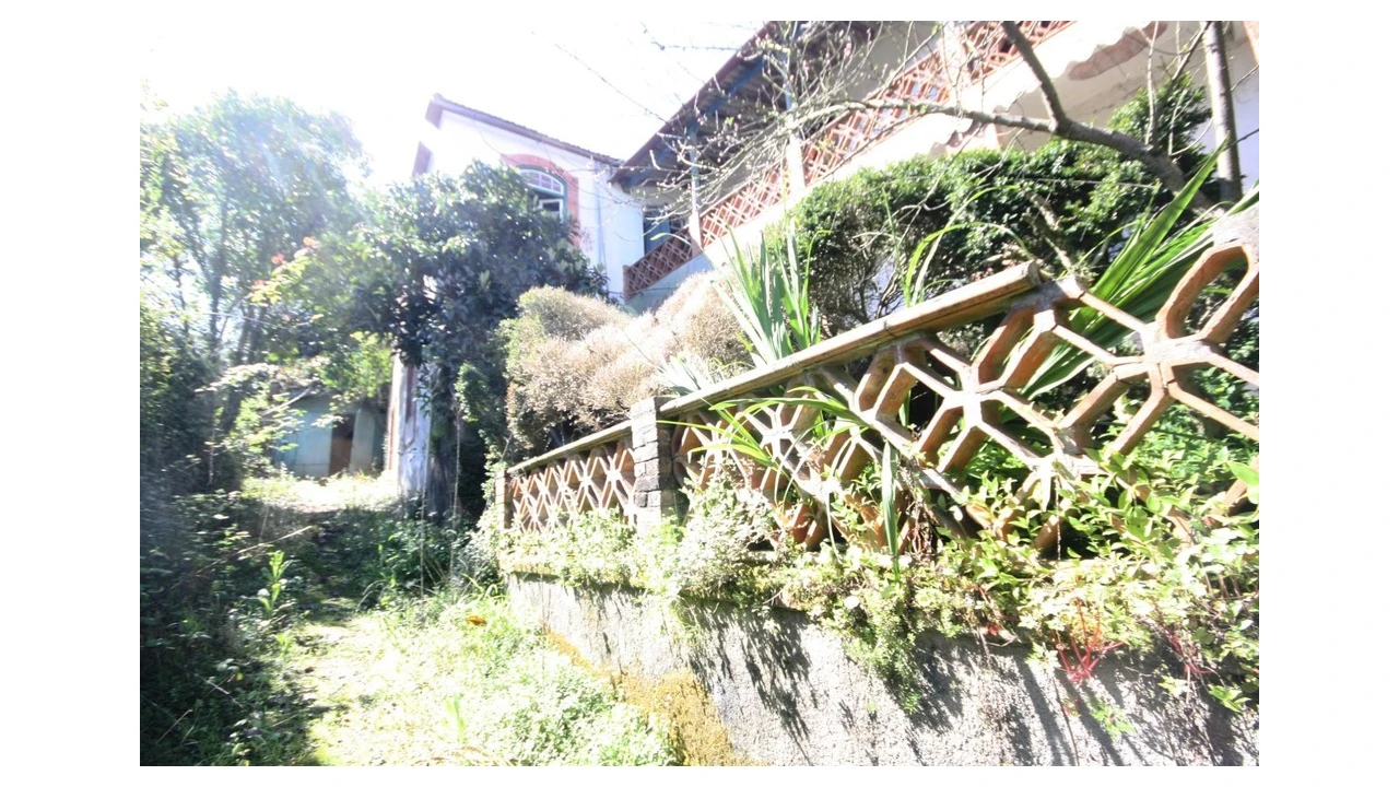 Prédio para Venda em Eiras e São Paulo de Frades Foto 19