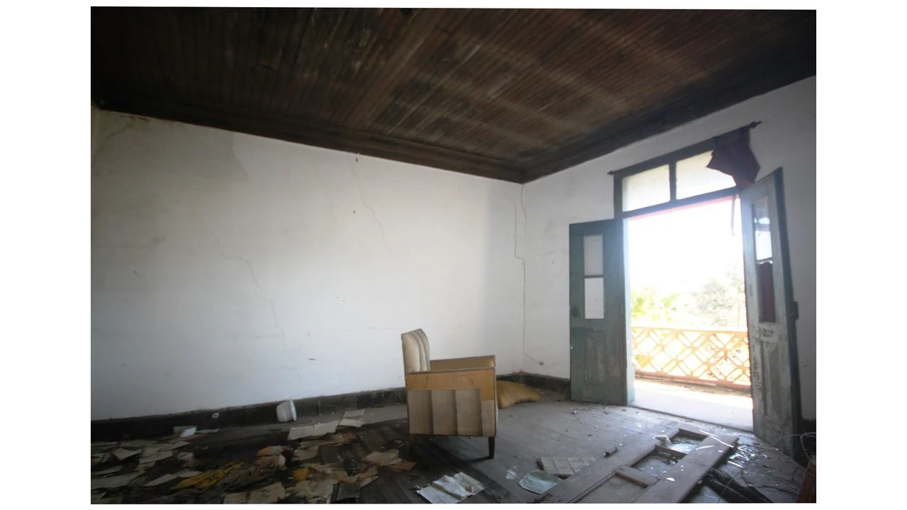 Prédio para Venda em Eiras e São Paulo de Frades Foto 13