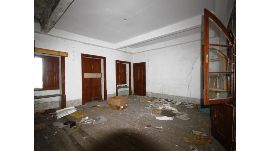 Prédio para Venda em Eiras e São Paulo de Frades Foto 4