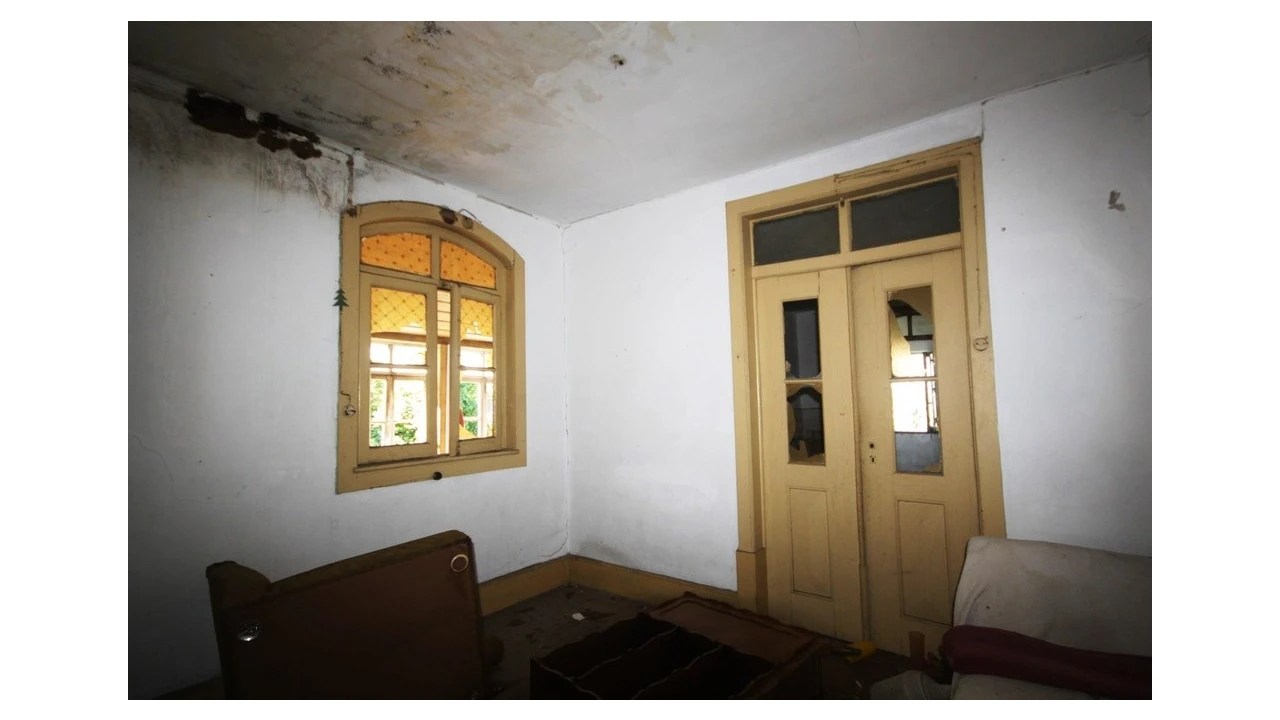 Prédio para Venda em Eiras e São Paulo de Frades Foto 5