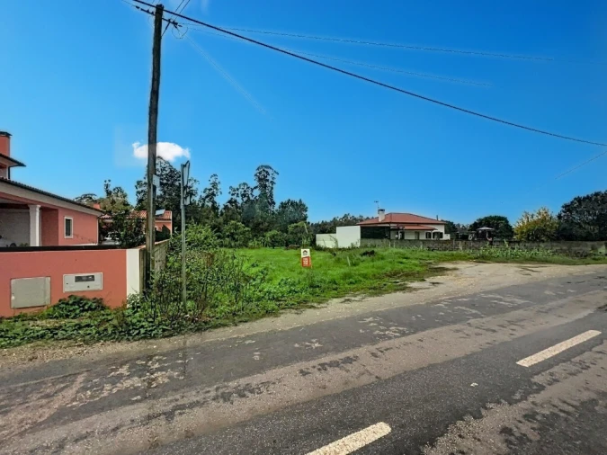 Terreno para Venda em Seixo de Gatões Foto 3