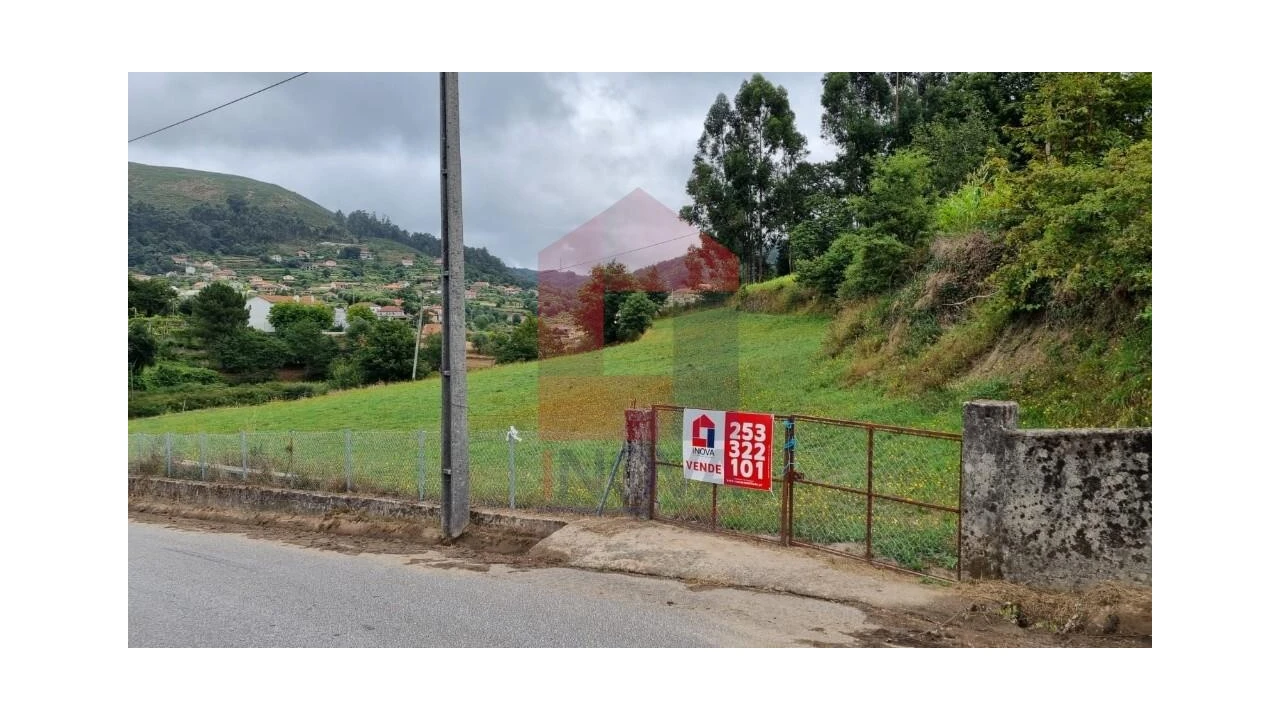 Terreno para Venda em Aboim da Nóbrega e Gondomar Foto 1
