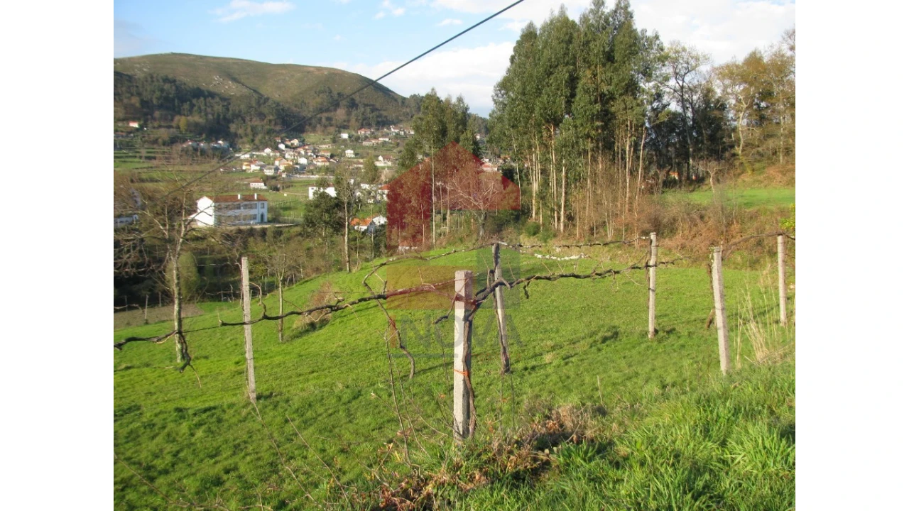 Terreno para Venda em Aboim da Nóbrega e Gondomar Foto 9
