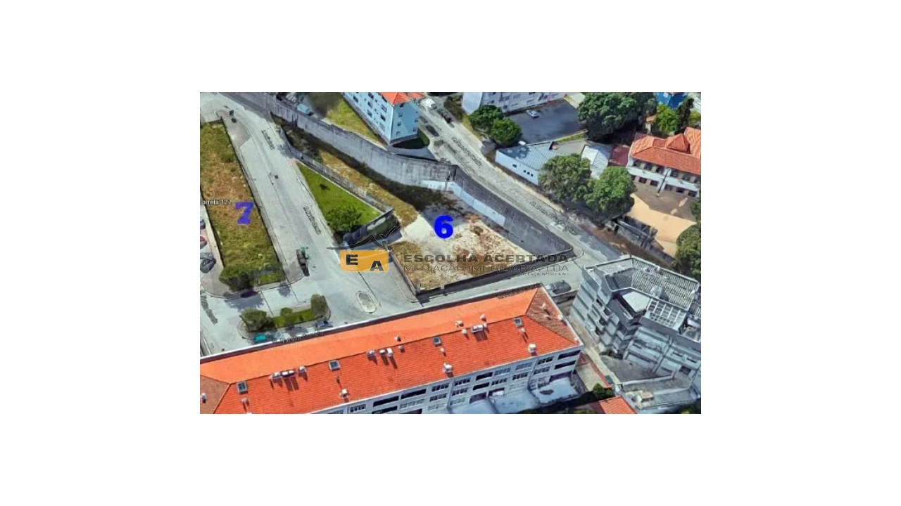 Terreno para Venda em Campanhã Foto 1