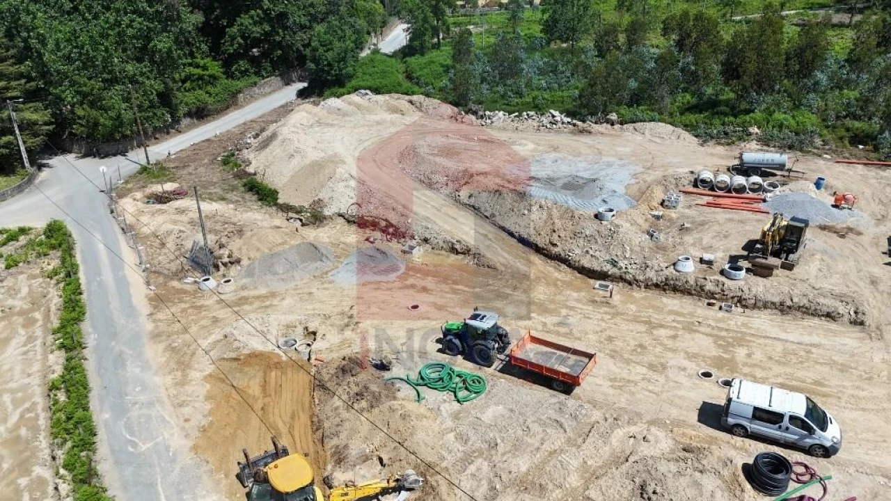 Terreno para Venda em Loureira Foto 51