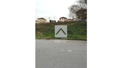 Terreno para Venda em Ermesinde