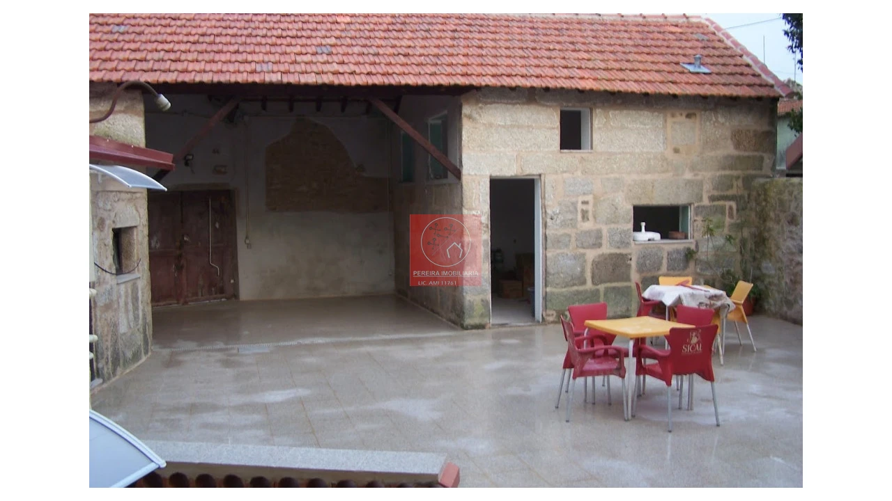 Prédio para Venda em Touguinha e Touguinhó Foto 12