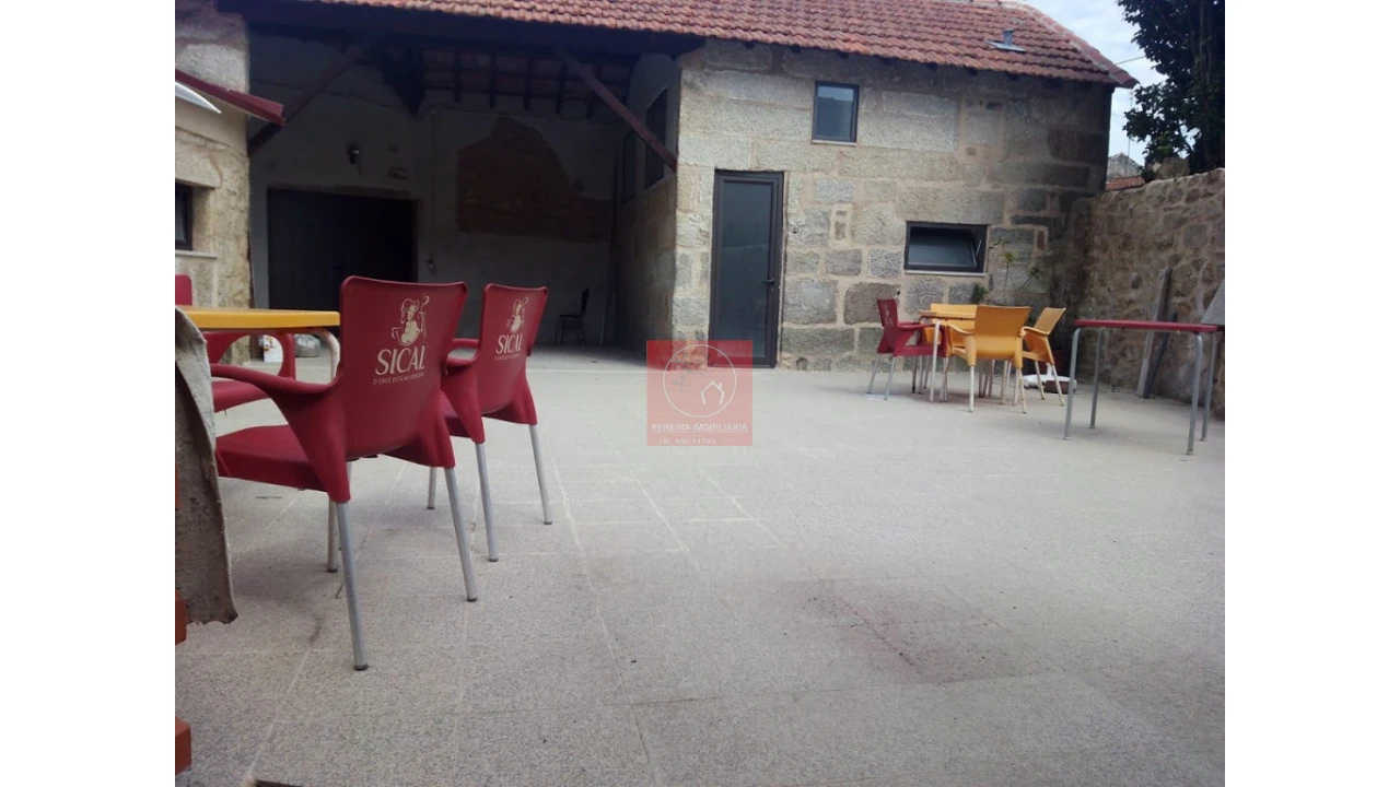 Prédio para Venda em Touguinha e Touguinhó Foto 15