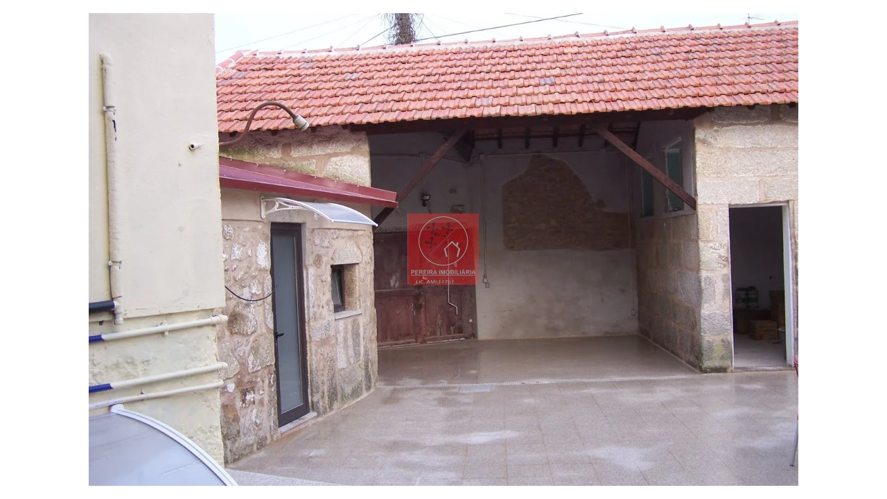 Prédio para Venda em Touguinha e Touguinhó Foto 10