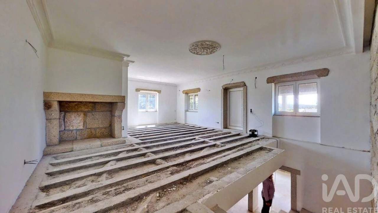 Moradia T8 para Venda em Cardielos e Serreleis Foto 27