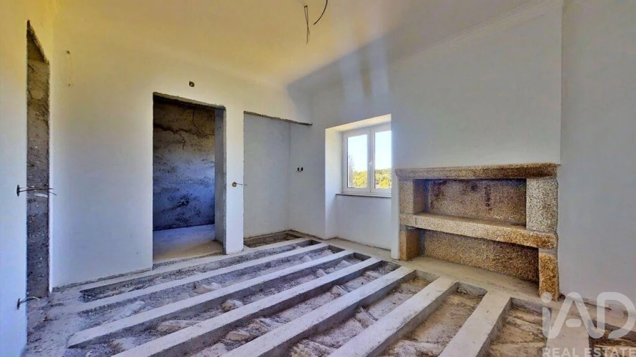 Moradia T8 para Venda em Cardielos e Serreleis Foto 26