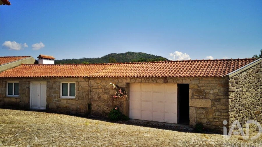 Moradia T8 para Venda em Cardielos e Serreleis Foto 16