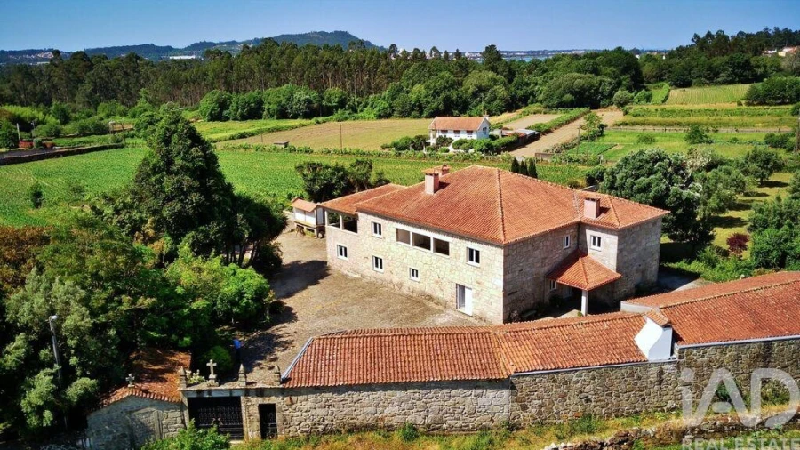 Moradia T8 para Venda em Cardielos e Serreleis Foto 21