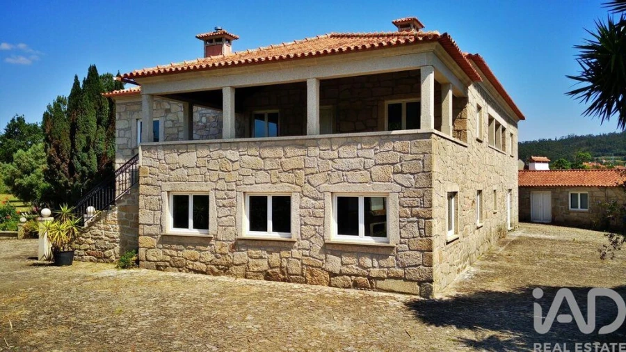 Moradia T8 para Venda em Cardielos e Serreleis Foto 15