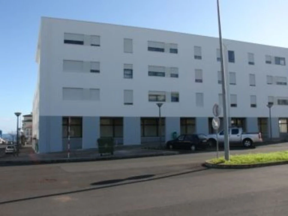 Loja para Venda em Ponta Delgada (São José) Foto 1