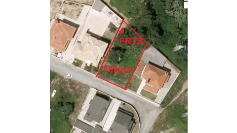 Terreno para Venda em Gulpilhares e Valadares