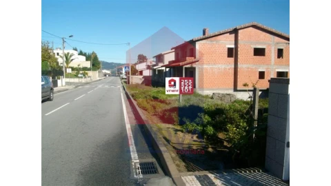 Terreno para Venda em Vila Verde e Barbudo
