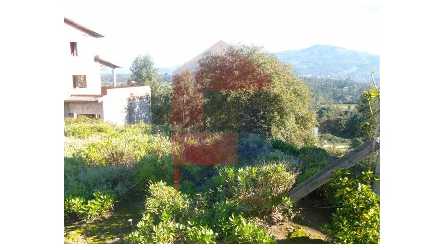 Terreno para Venda em Vila Verde e Barbudo Foto 3