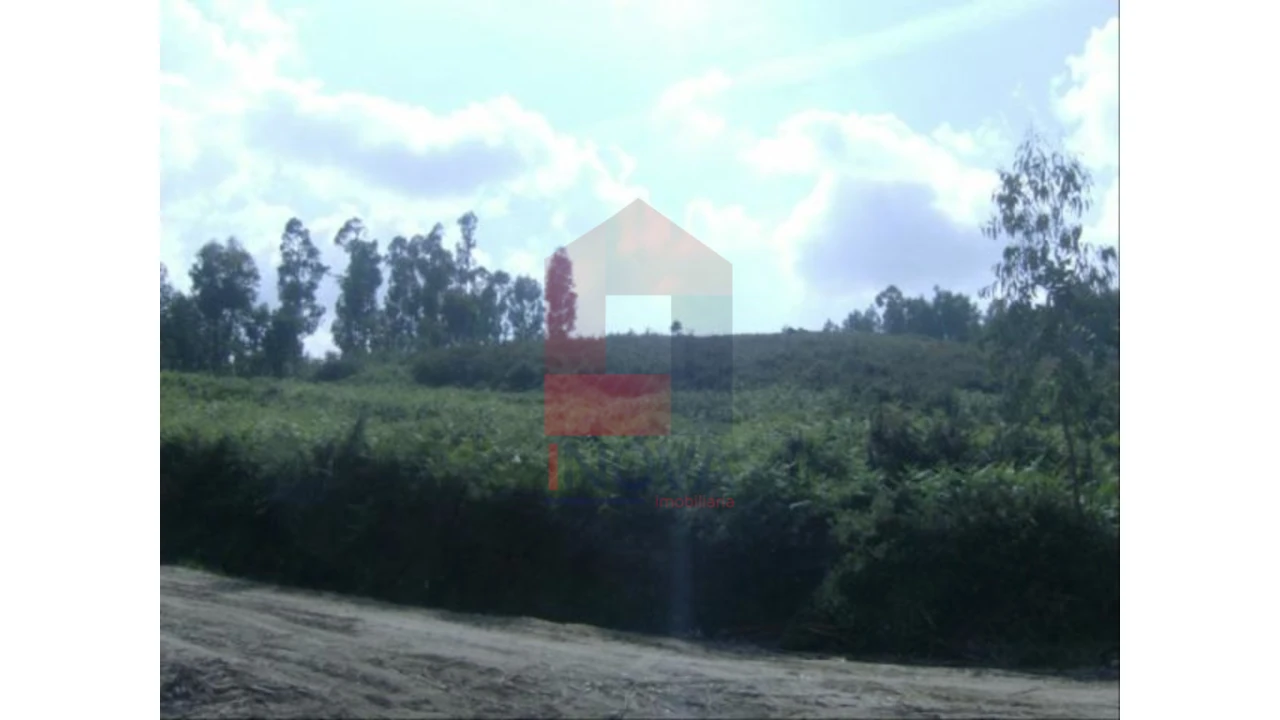 Terreno para Venda em Dossãos Foto 2