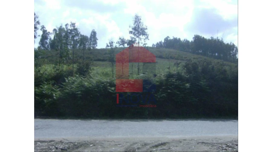 Terreno para Venda em Dossãos Foto 3