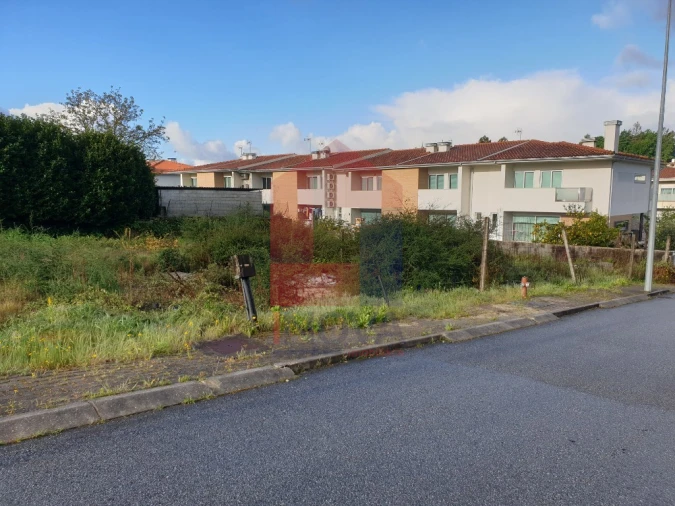 Terreno para Venda em Vila Verde e Barbudo Foto 6