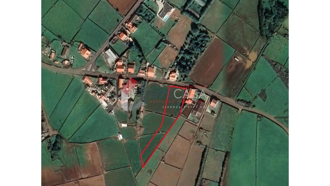 Terreno para Venda em Praia da Vitoria (Santa Cruz) Foto 5