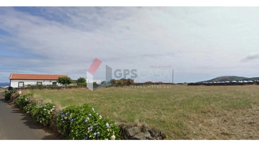 Terreno para Venda em Praia da Vitoria (Santa Cruz) Foto 2