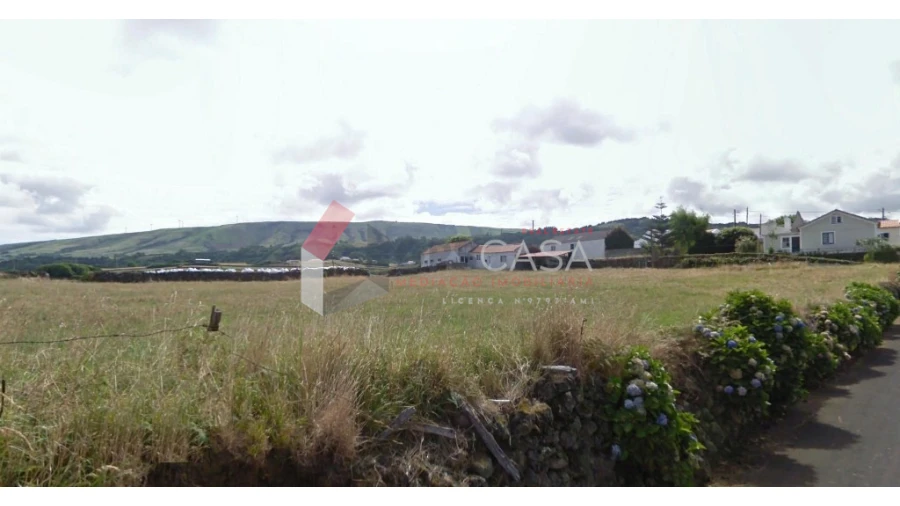 Terreno para Venda em Praia da Vitoria (Santa Cruz) Foto 3