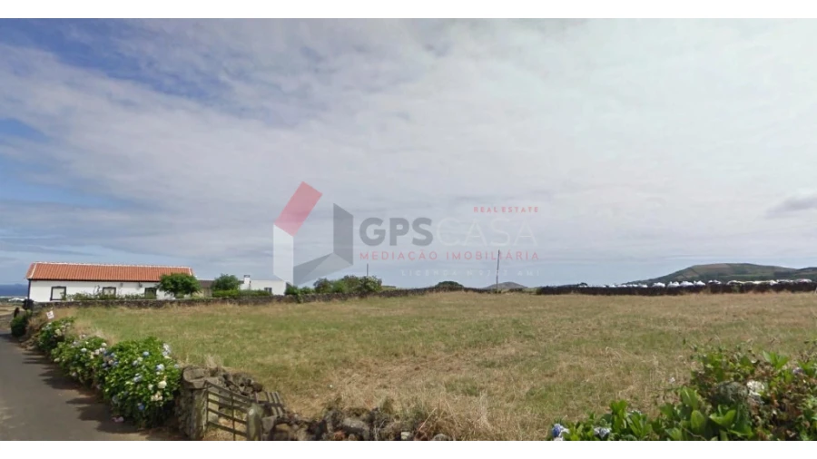 Terreno para Venda em Praia da Vitoria (Santa Cruz) Foto 4