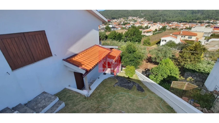 Moradia T3 para Venda em Carreço Foto 23