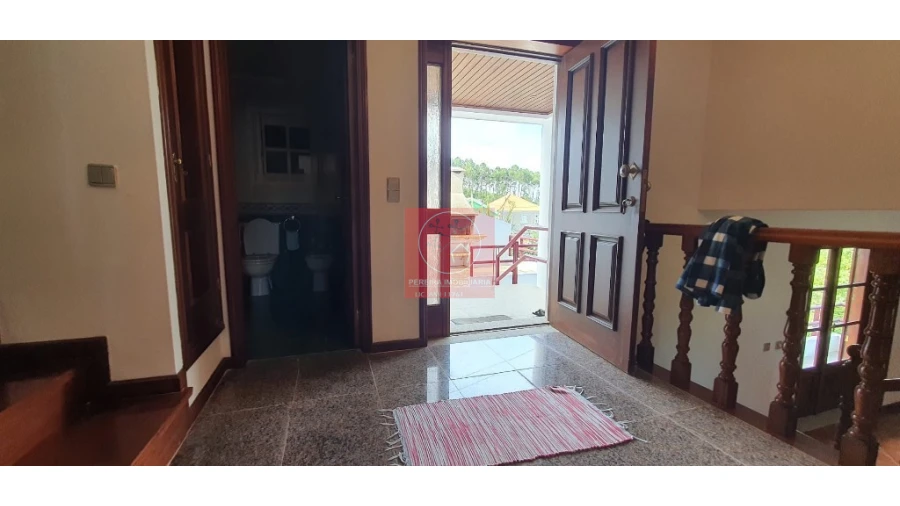 Moradia T3 para Venda em Carreço Foto 9