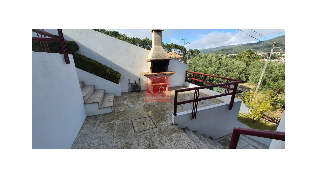 Moradia T3 para Venda em Carreço Foto 1