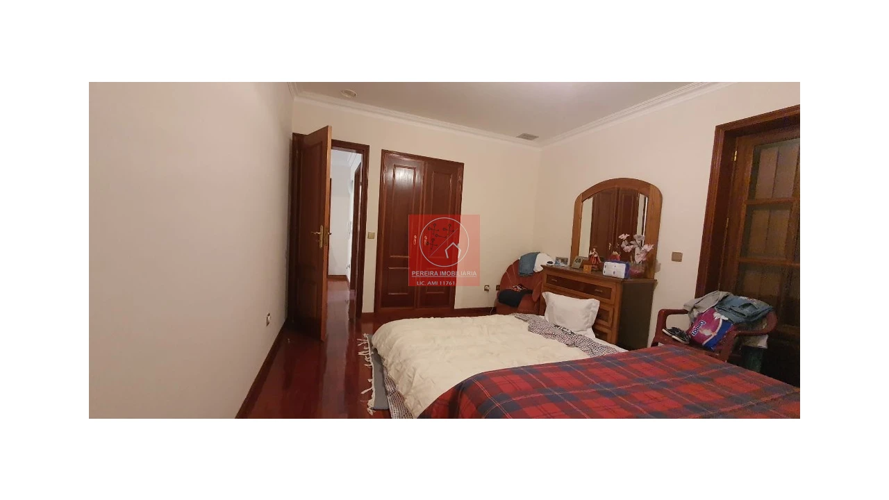 Moradia T3 para Venda em Carreço Foto 5