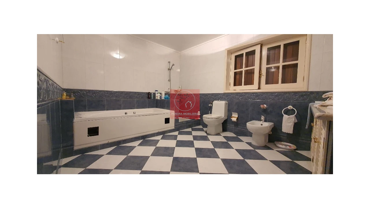 Moradia T3 para Venda em Carreço Foto 11