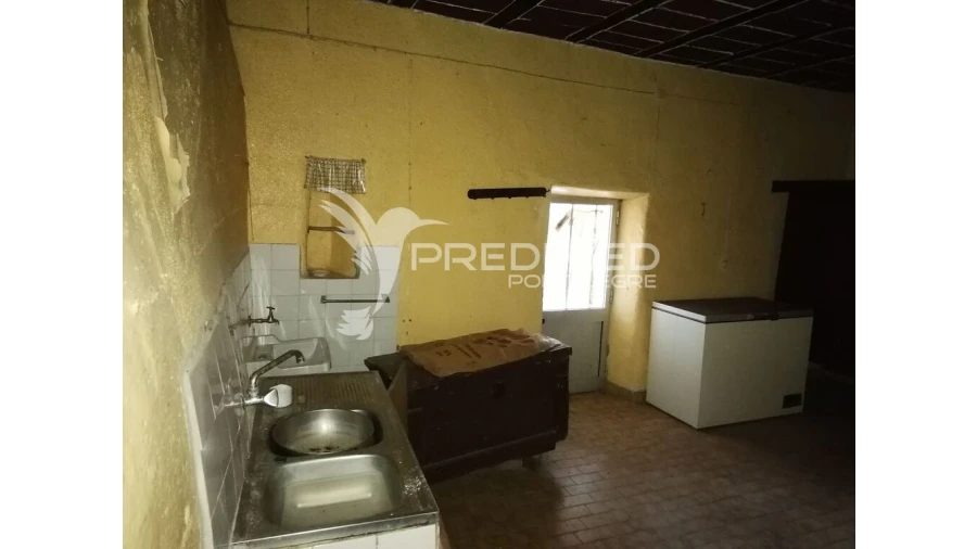 Moradia T3 para Venda em Montalvão Foto 7