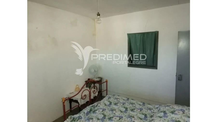 Moradia T3 para Venda em Montalvão Foto 12