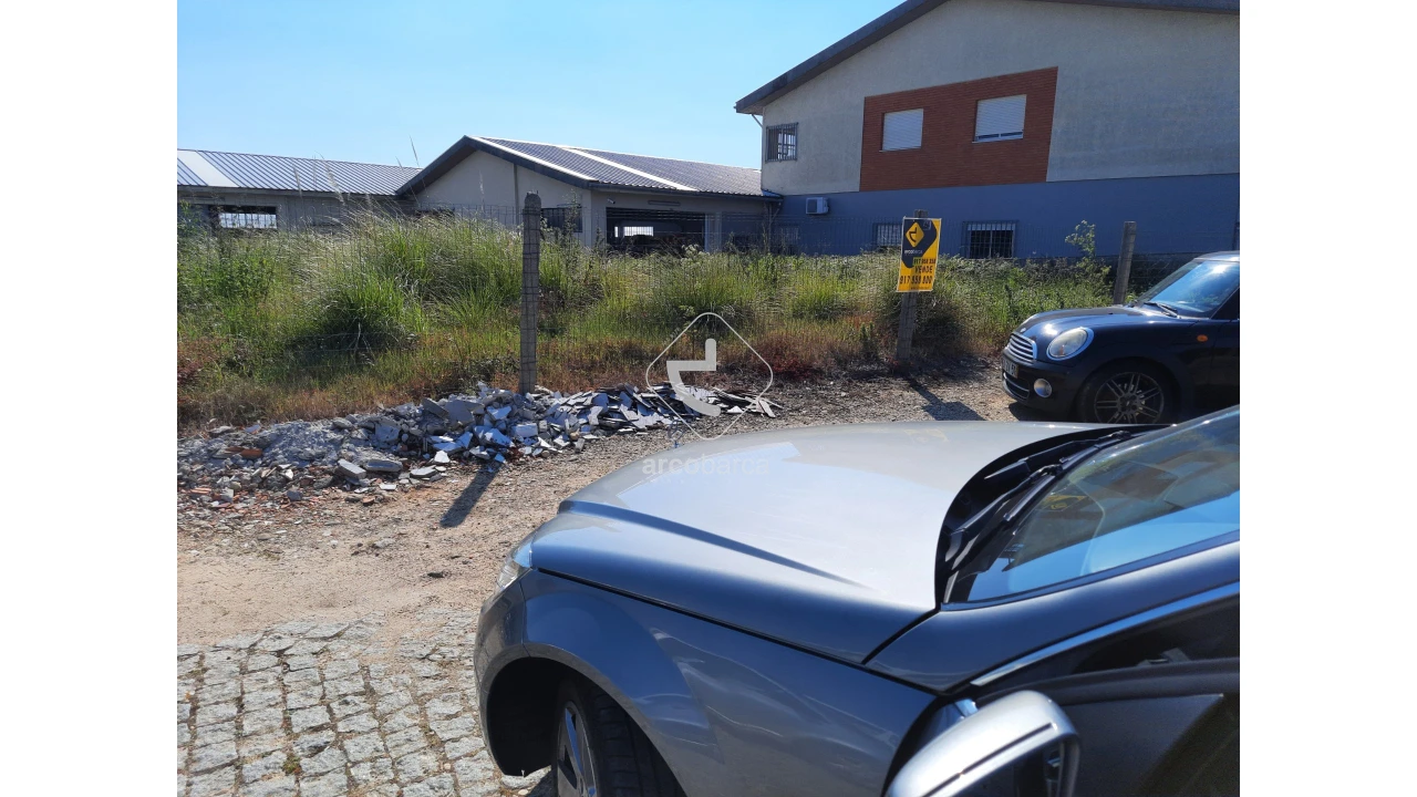 Terreno para Venda em Gulpilhares e Valadares Foto 2