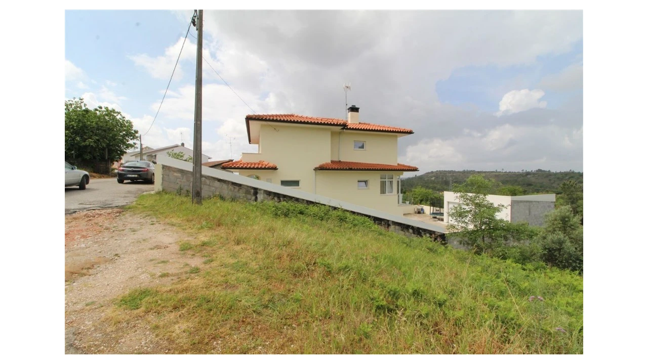 Terreno para Venda em Brasfemes Foto 1