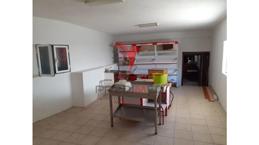 Moradia T2 para Venda em Cortiçô e Vila Chã Foto 9