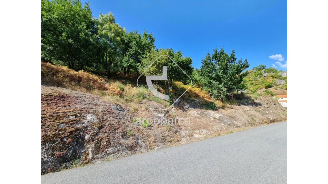 Terreno para Venda em Azias Foto 3