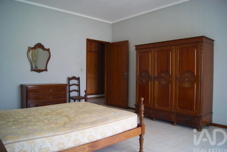 Moradia T6 para Venda em Fermentelos Foto 10