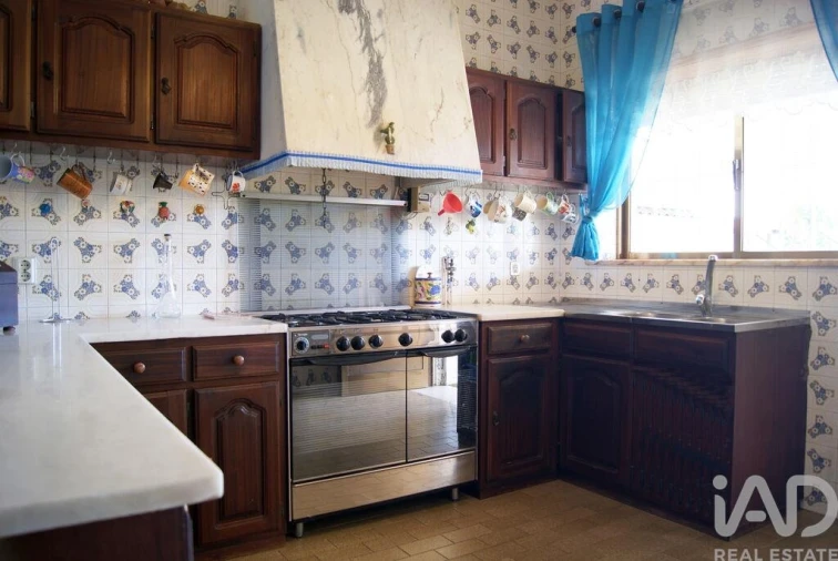 Moradia T6 para Venda em Fermentelos Foto 4