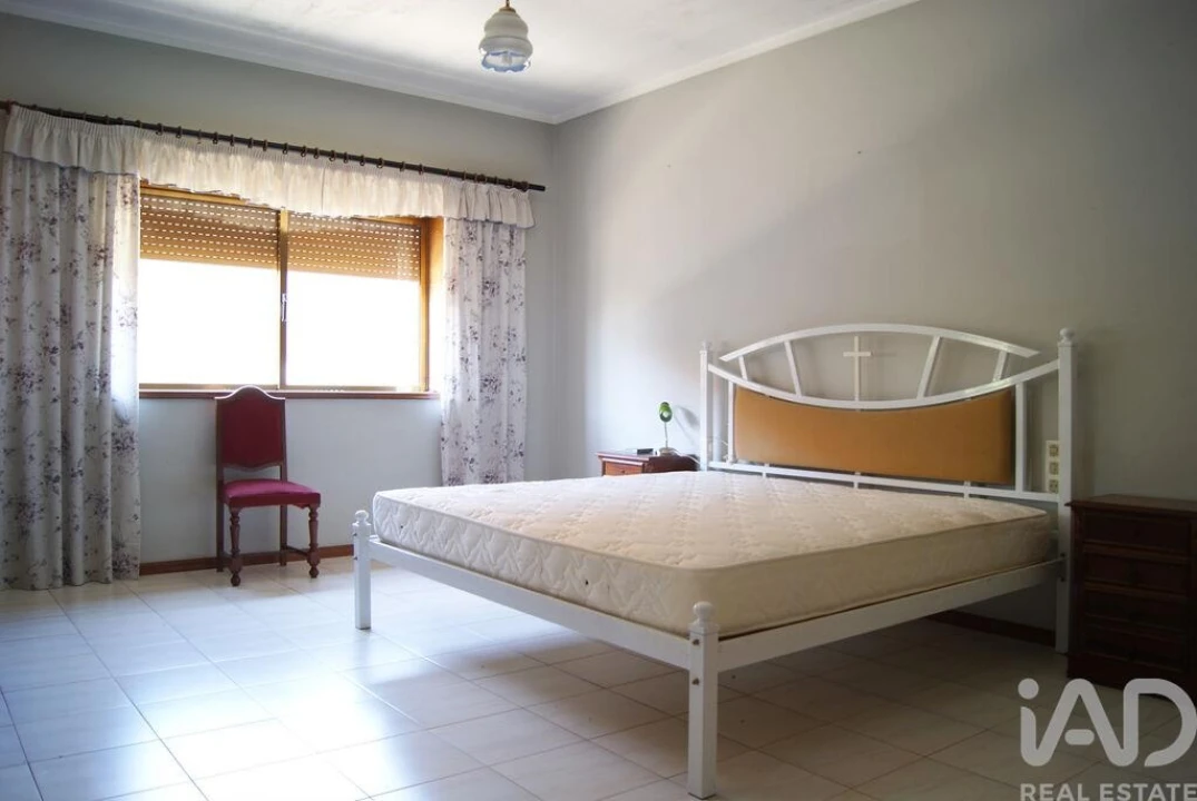 Moradia T6 para Venda em Fermentelos Foto 7