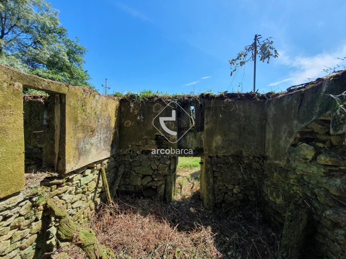 Moradia T1 para Venda em Alvora e Loureda Foto 4