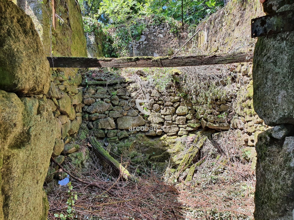 Moradia T1 para Venda em Alvora e Loureda Foto 9