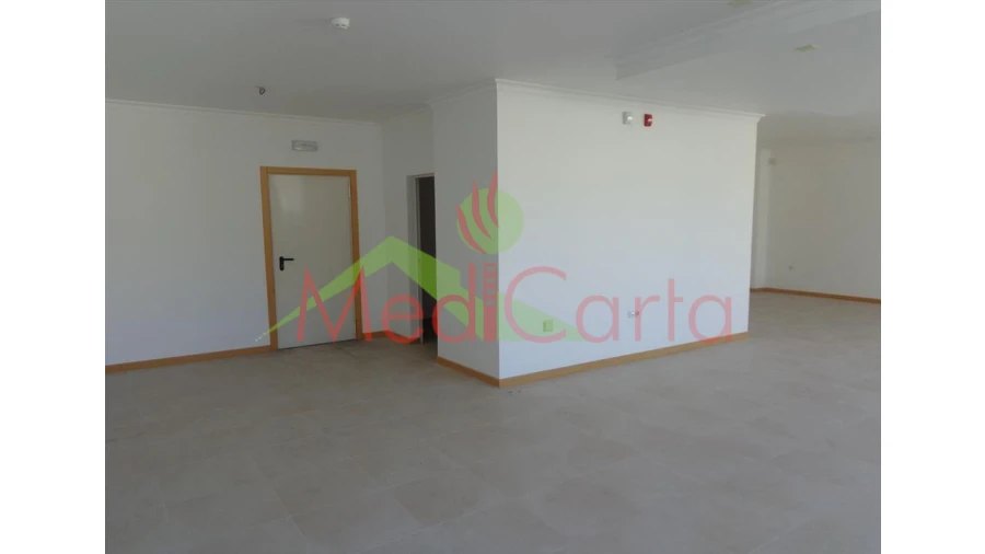 Loja para Venda em Cartaxo e Vale da Pinta Foto 6