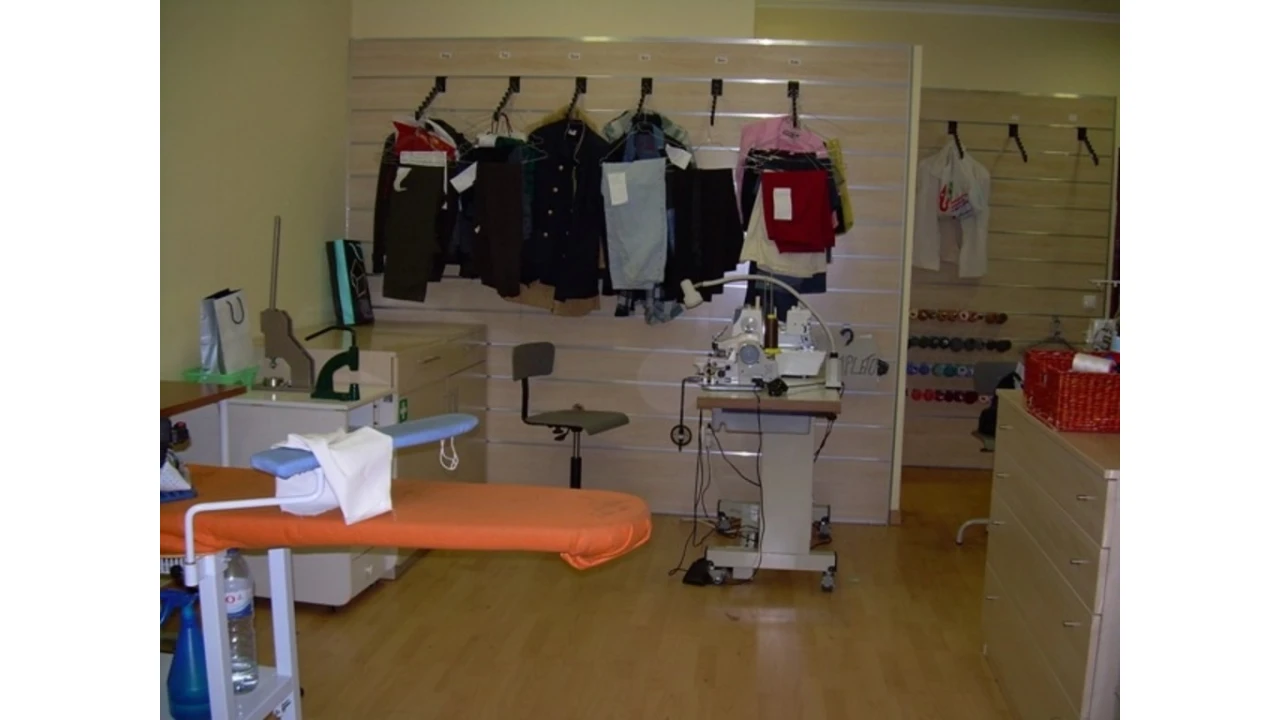 Loja para Trespasse em Almada, Cova da Piedade, Pragal e Cacilhas Foto 1